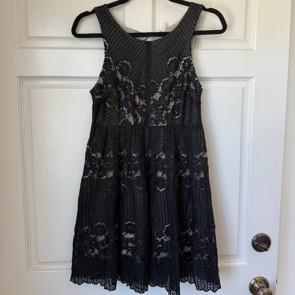 Free People Dresses & Skirts - Free People Black and Cream Lace Dress Size 8